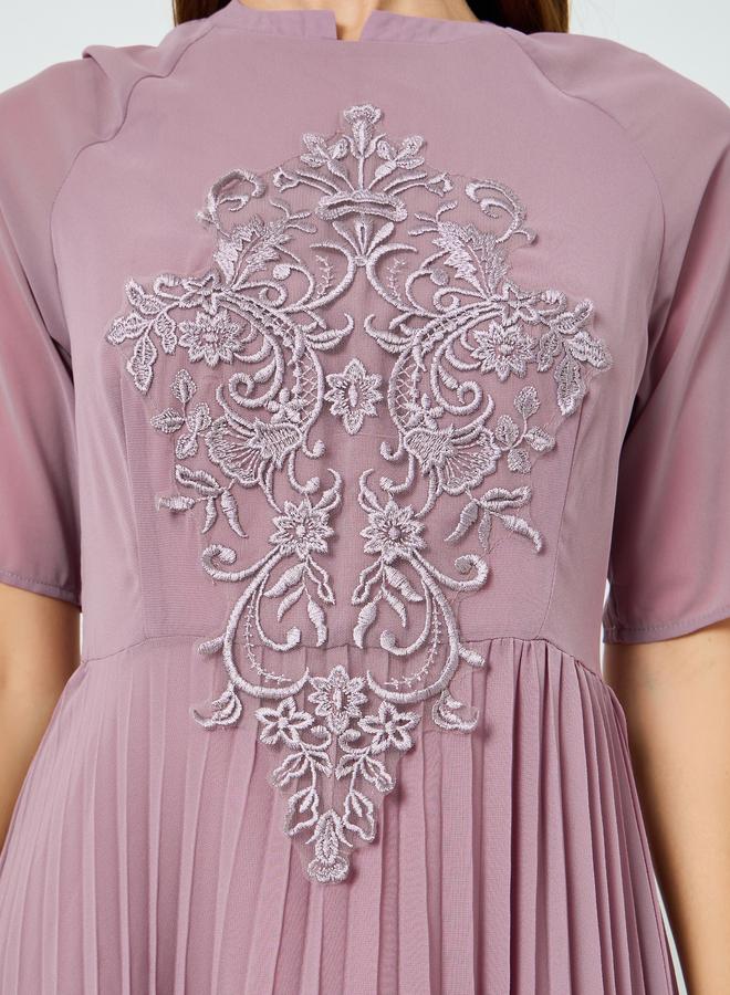 ستايلي فستان طويل بليسيه من الدانتيل المطرز للنساء - Image 3